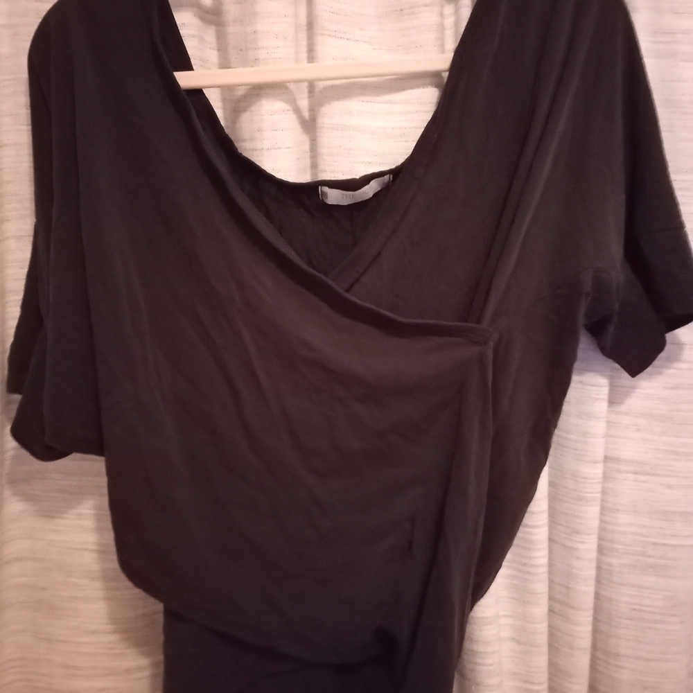 Tresics Charcoal Short Sleeve Tee